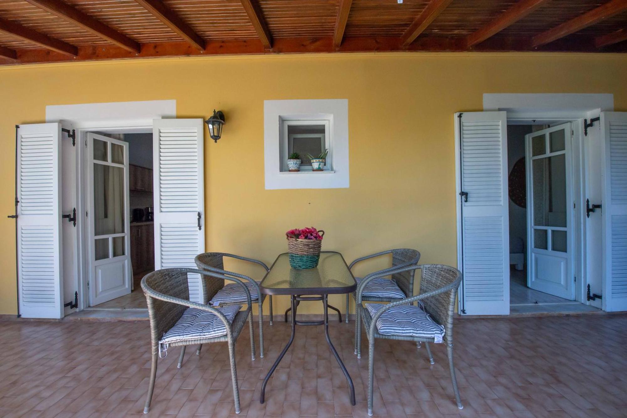 Alex Studios & Apartments Αρίλλας Εξωτερικό φωτογραφία