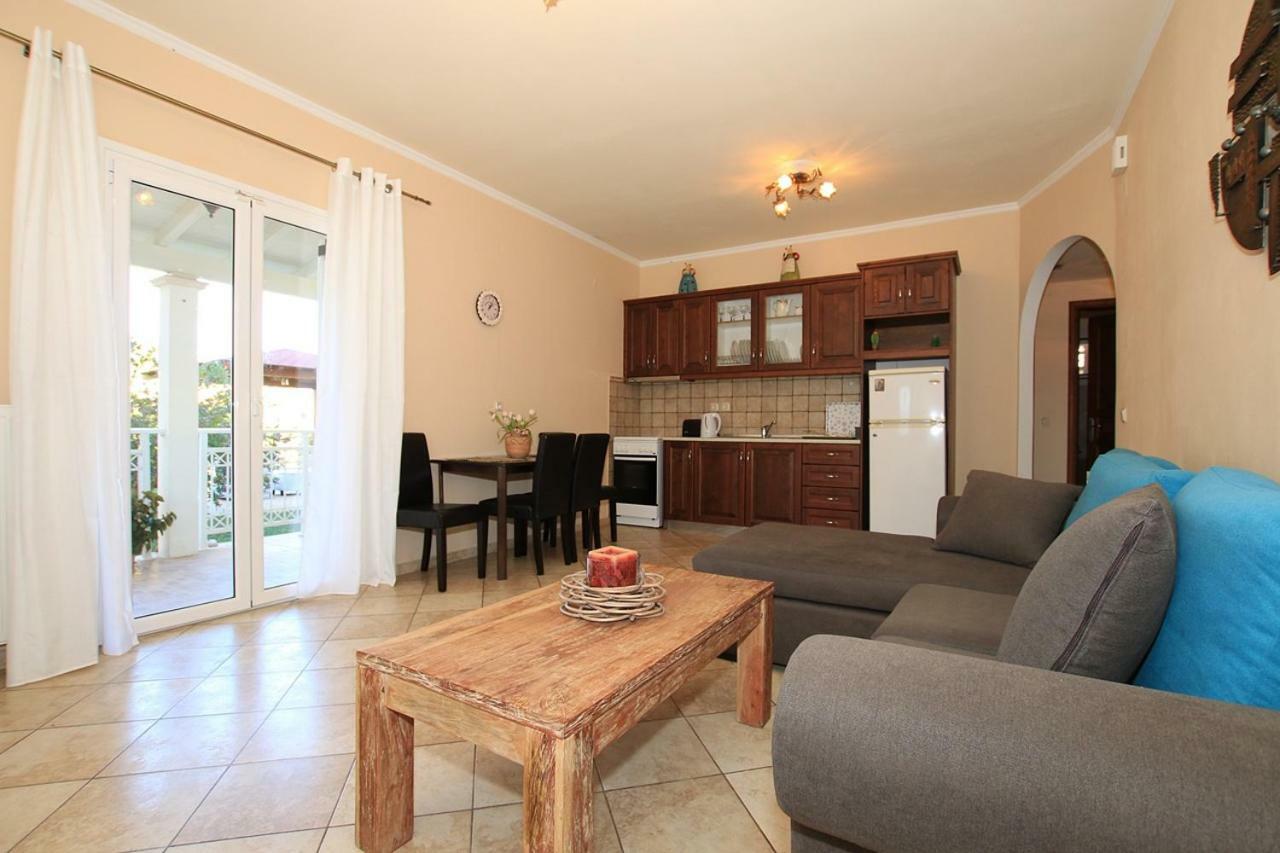 Alex Studios & Apartments Αρίλλας Εξωτερικό φωτογραφία